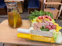 -樾餐厅泰式海鲜火锅(民歌湖店)