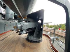 -阿芙乐尔号巡洋舰