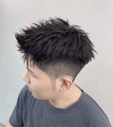 -川和潮人