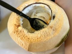 -志龙皇冠吃货椰子铺