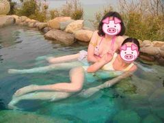 每个池子功能都不一样，这个颜色最好看-天目湖涵田度假村
