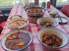 -笨豆腐居民楼菜馆•江西小炒(天津开发区店)