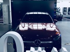 -上海星瀚奔驰4S店(红柳路店)