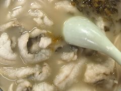 -明呈黄鱼面馆(斜土路店)