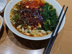 -三好食堂(煎饺·馄饨·肉饼米线·盛世广场店)