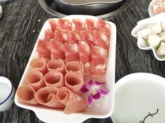 -云中捞高空旋转餐厅(商茂世纪广场店)
