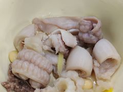 -周良天山牛杂城(天山路总店)