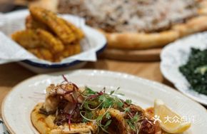 Grilled Squid with Hummus