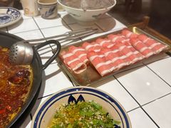 -旧街市鲜货老火锅(大光路店)