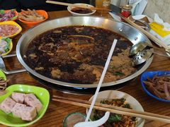 -毛毛老火锅(八年观音桥店)
