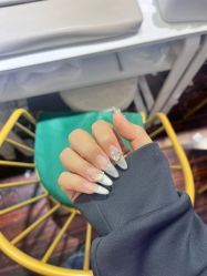-晨·艺美甲美睫