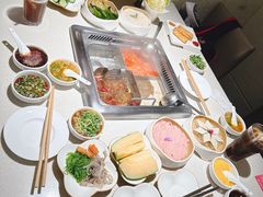 -海底捞火锅鲜切牛肉主题店(长寿路店)