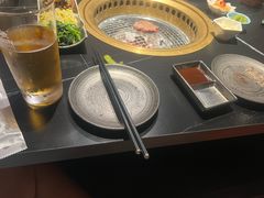 -山川小町·极番烧肉(新地假日广场店)