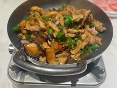 -渝是乎酸菜鱼(龙旗购物中心店)