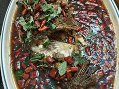 -有红鸡毛店·川菜(建设路店)