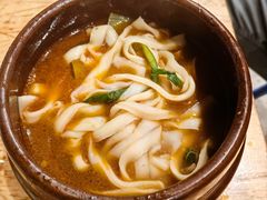 -亚伟瓦罐面美食城(淇县总店)