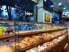面包甜点陈列柜-新侨三宝乐面包店(崇文门店)