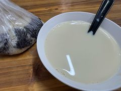 -云南大锅豆浆店