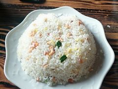 -小锅巴纳西餐厅