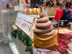 鱼饼冰淇淋-高力乐面包咖啡厅(西塔店)