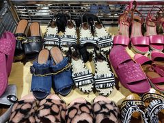 -COACH蔻驰(赛特奥特莱斯店)