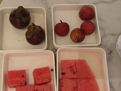 -涨巢·潮玩水疗局