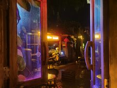 -城墙外BAR