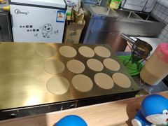 餐具摆设-章台柳铜锣烧(苏州中心店)