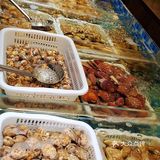 捞上来，吃下去！这里的海鲜管够！
