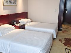 -北京保利大厦酒店(东四十条地铁站店)