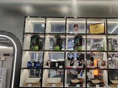 -即氪电竞酒店(五一广场IFS国金中心店)