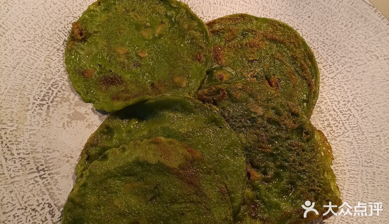 平时这个自助是没有的要单独点，今天即位一人送一个品尝