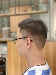 -Mentor Hair Salon