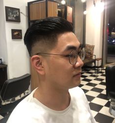-MARTIN'S BARBER SHOP男士理发馆