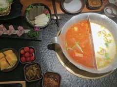 -湊湊火锅·茶憩(新中关购物中心店)