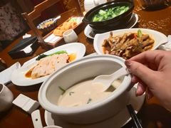 -广州中心皇冠假日酒店·百粤楼