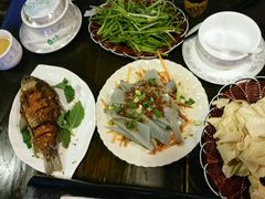 -民食香·腊排骨野生菌美食(木府店)