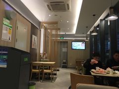 大堂-德克士(西站站内店)