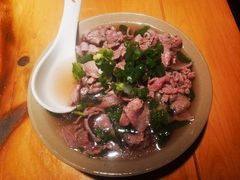 -大众跷脚牛肉馆·非遗传承单位(峨眉山店)