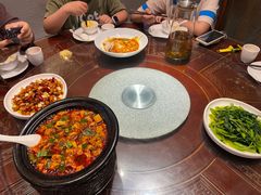-万重锦·人文川菜馆(骡马市店)