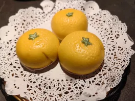 慕**包