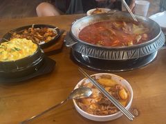 -喇喇排骨火锅·传统韩式脊骨汤(望京西园总店)
