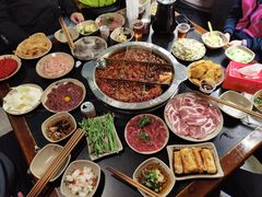 -洞亭火锅(防空洞总店)