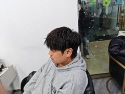 -藤野造型烫染·漂发