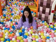 -反弹空间蹦床主题乐园