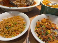 -费大厨辣椒炒肉(万家丽一店)