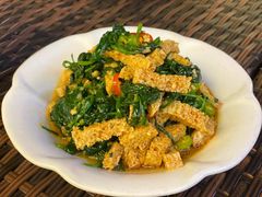 菠菜面筋-新疆伊宁远征餐厅