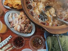 -威邵鸡煲(西华路总店)