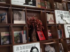 -良友书坊(安徽路店)