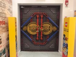 -乐高品牌旗舰店(人民广场店)